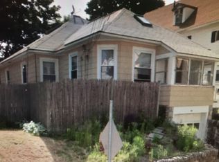 29 Carleton St, Methuen, MA 01844