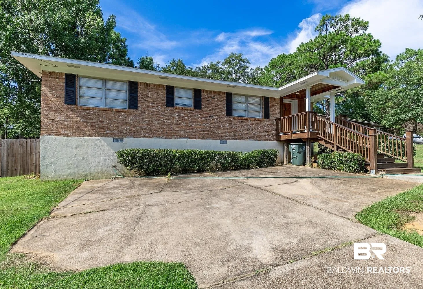 2 bed, 2.0 bath, 1255 sqft, $1,650 — Photo 2