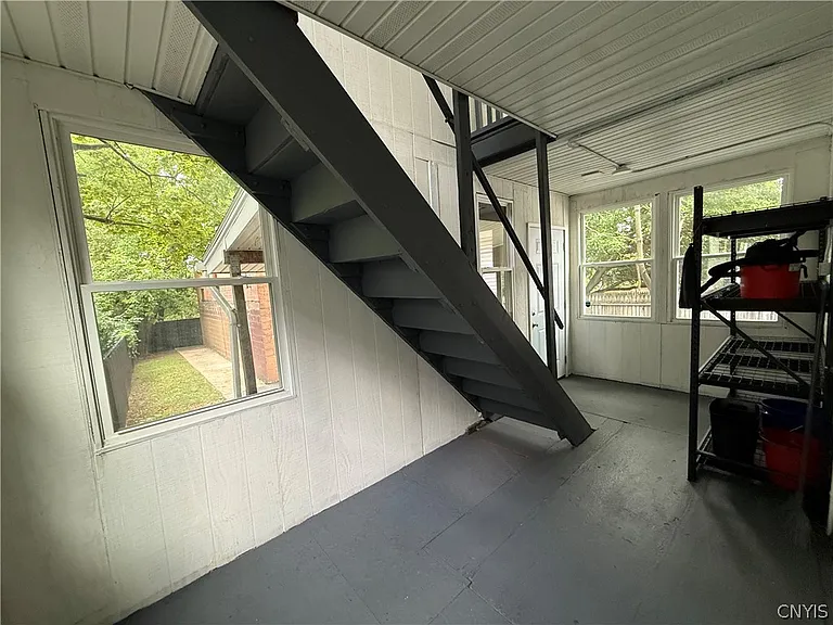 610 N McBride St — Photo 24