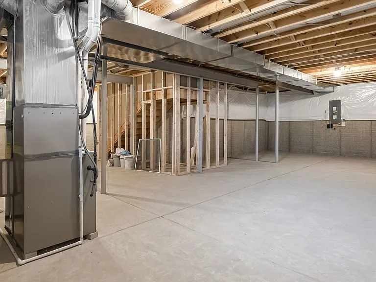 3665 Mantle Dr — Photo 49