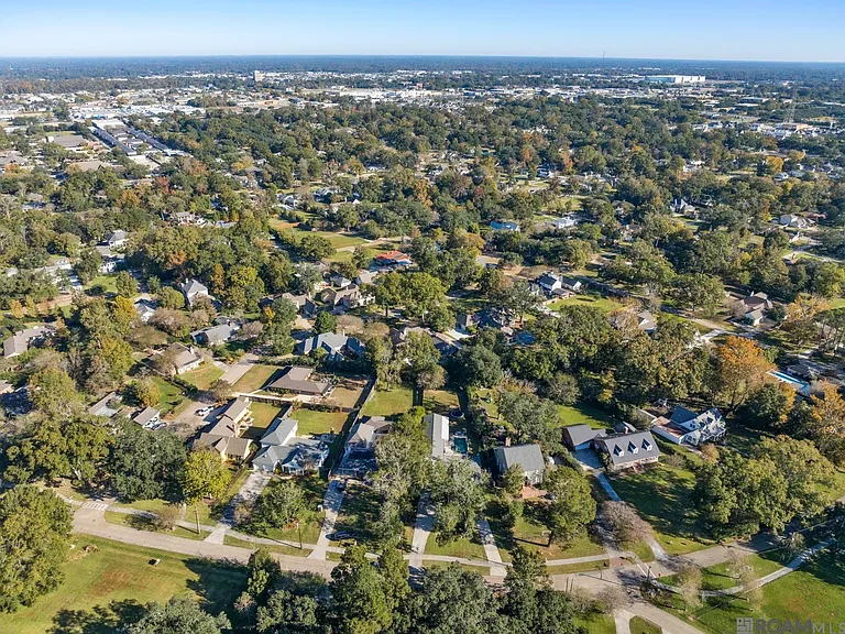6363 Sevenoaks Ave — Photo 46
