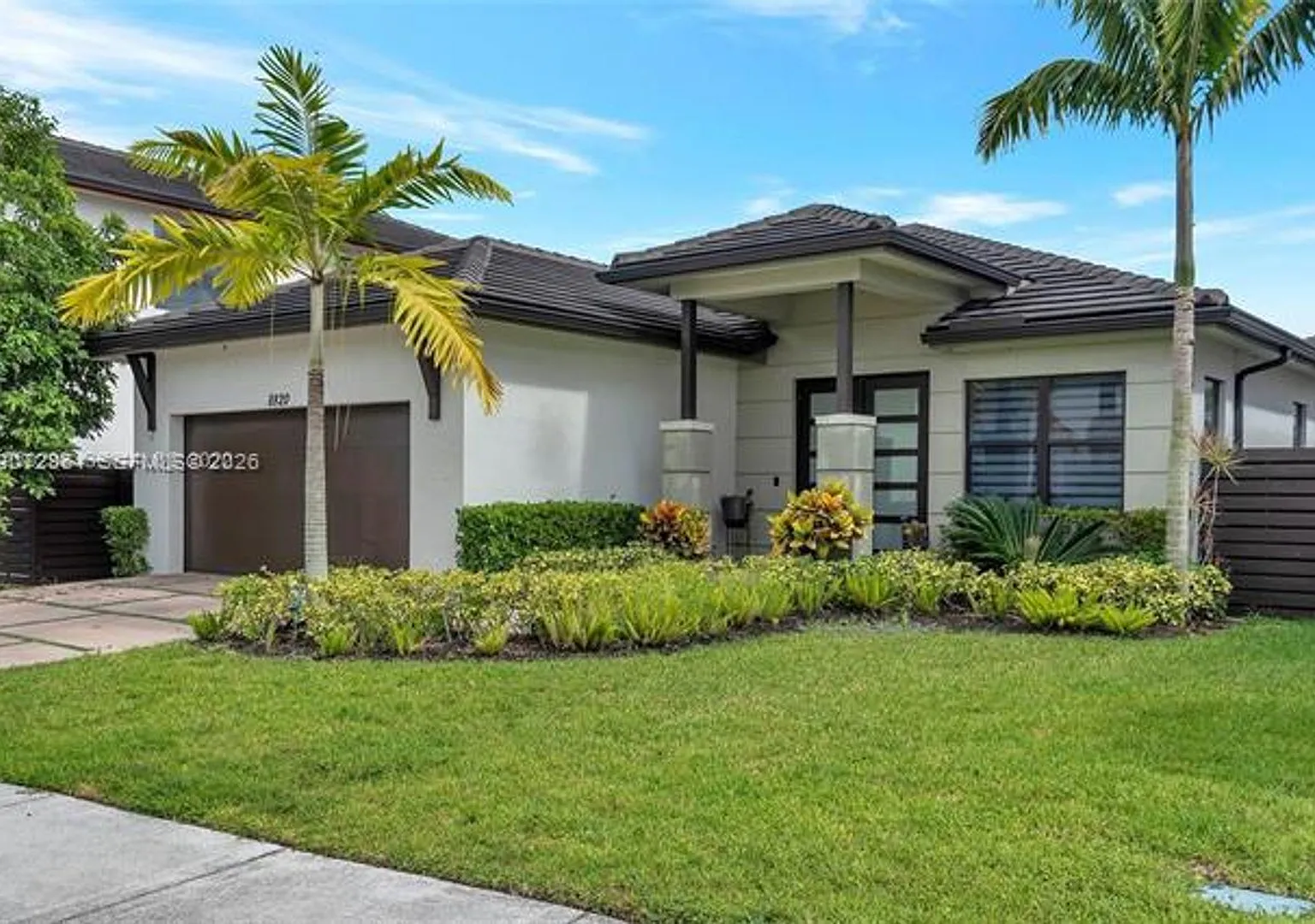 8820 NW 155th Ter # 8820, Miami Lakes, FL 33018 — Photo 3