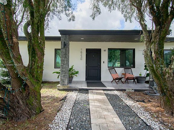 4th image of 16230 NW 21st Ave