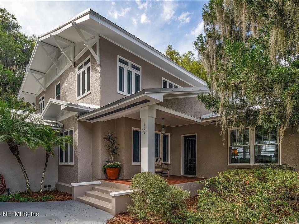 1st image of 122 SMITHS Way