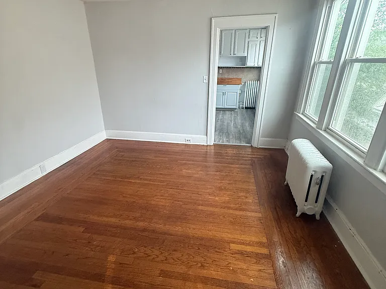686 Washington Ave #3A — Photo 2