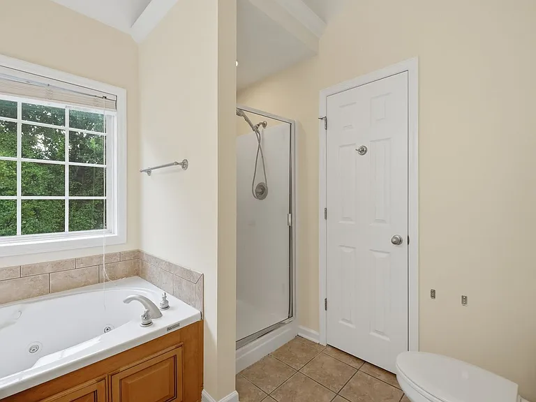 7100 Blossom Cir — Photo 10