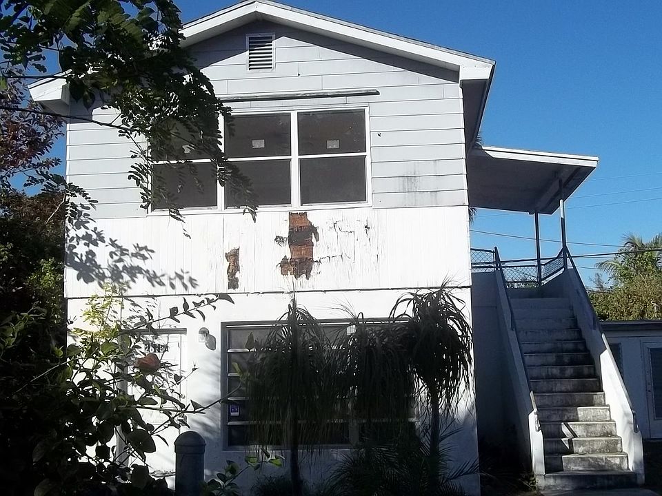 1st image of 2619 Hiawatha Ave