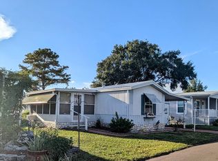 825 Michigan St, Wildwood, FL 34785