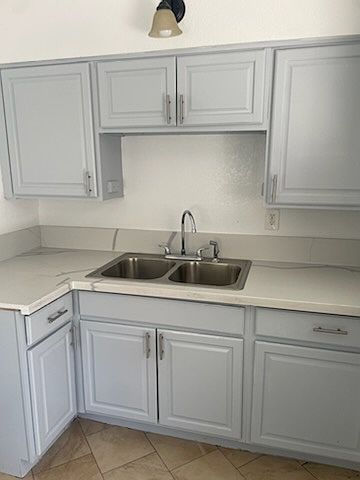 2nd image of 1278 Genevieve St #1