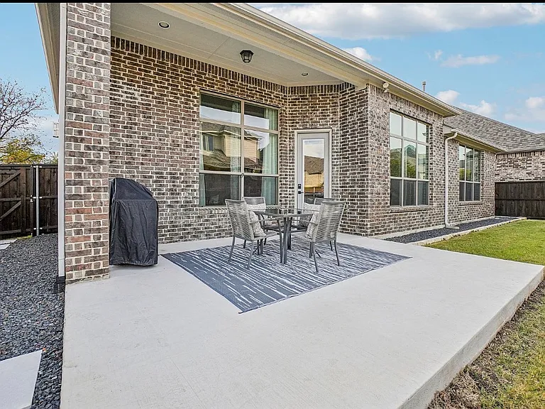 Large Rear patio
