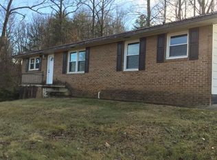 104 Cochran Rd, Jonesborough, TN 37659