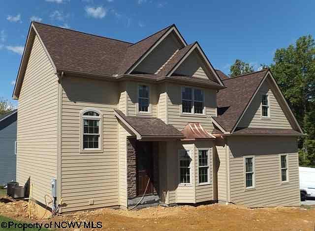 1st image of 413 N Harwich Cir