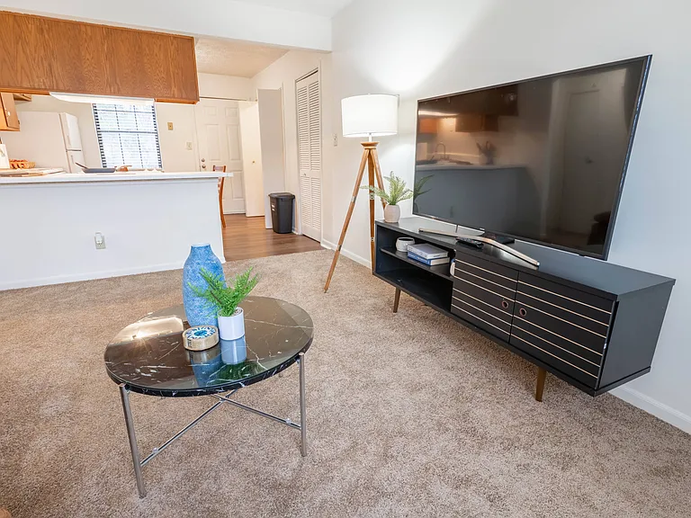 The Court at Sandstone Apartments — Photo 11