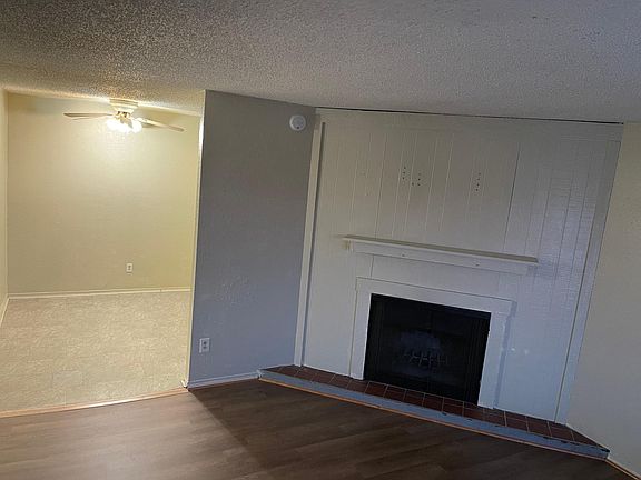 3rd image of 401 12th Ave SE APT 176