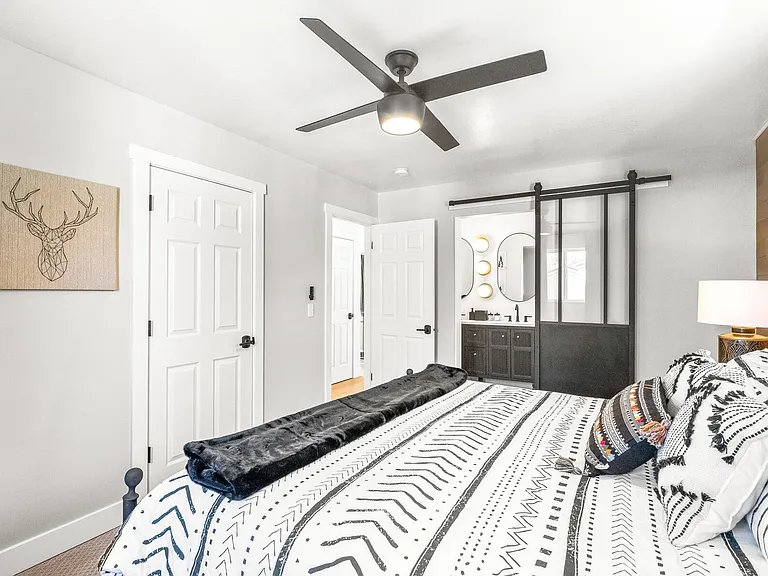 2651 Little Kate Rd — Photo 20
