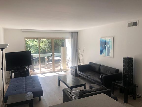 3rd image of 23663 Park Capri Unit 108