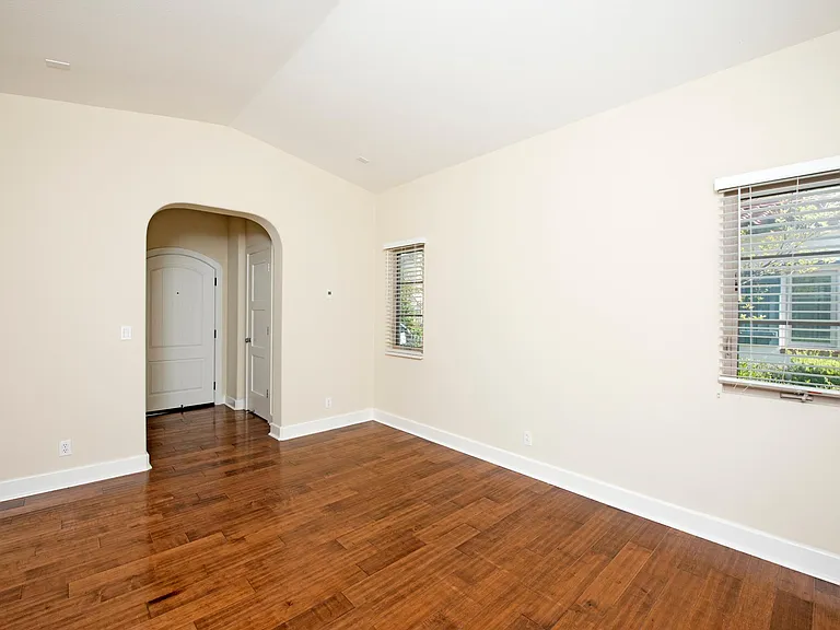 1270 Dahlia Loop — Photo 13