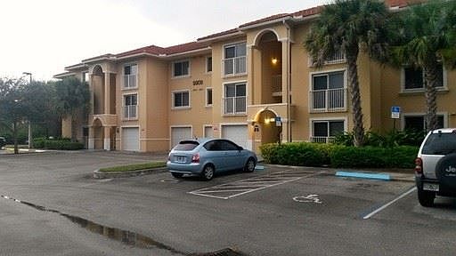 3rd image of 9909 Westwood Dr Unit 34