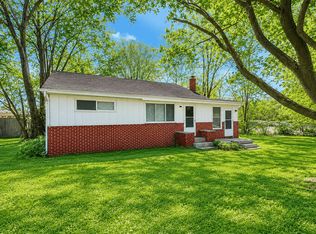 274 Florawood Dr, Waterford, MI 48327