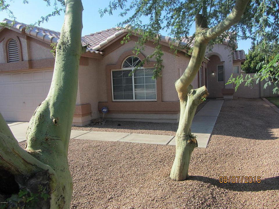 1st image of 925 W Sierra Madre Ave