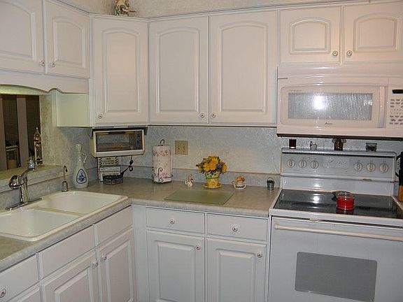 4th image of 339 Park Hill Dr