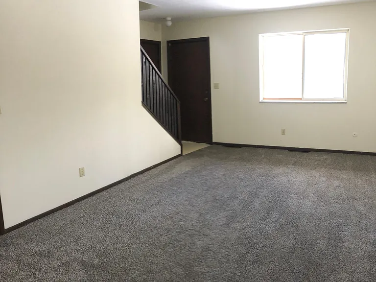 3493 Phyllis Ave — Photo 3