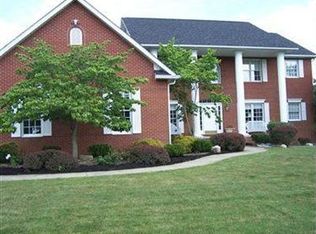 5439 Champion Creek Blvd, Medina, OH 44256