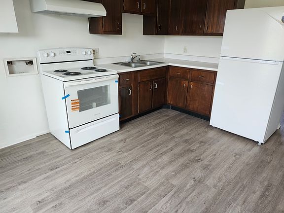 3rd image of 5300 Hilgeford Dr #5304