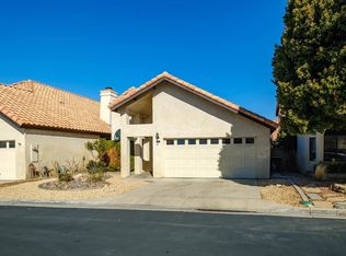 19236 Palm Way, Apple Valley, CA 92308