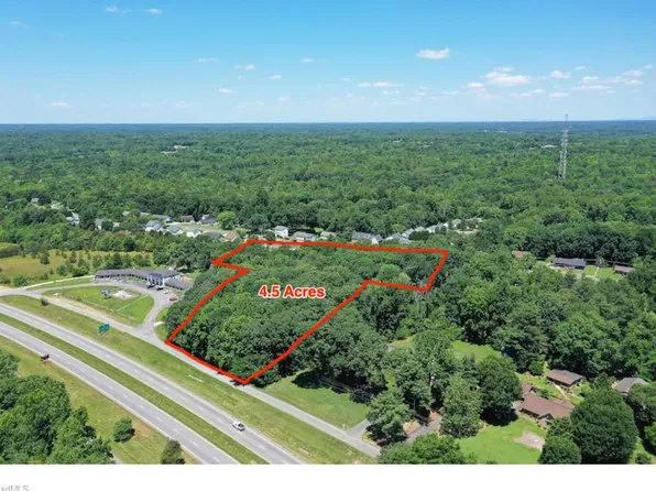 205 North Dr, Thomasville, NC 27360