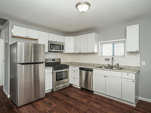2nd image of 11033 Saint Pius Ln