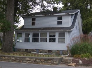 142 Sand Shore Rd, Budd Lake, NJ 07828