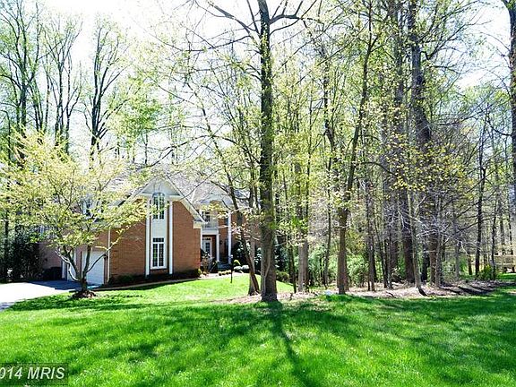 3rd image of 2991 Westhurst Ln