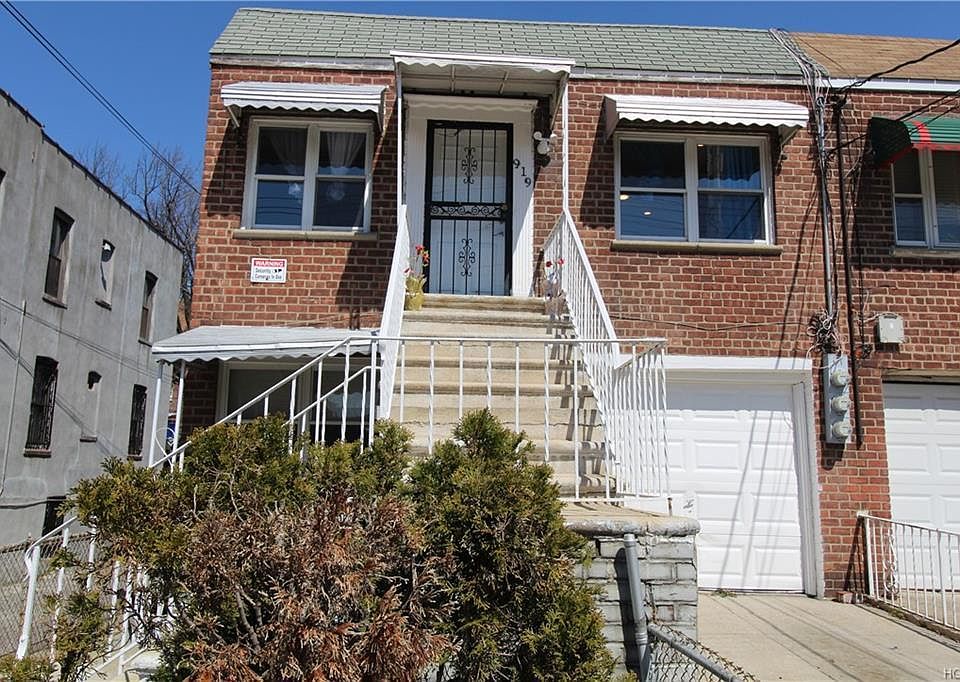 1st image of 919 E 227th St