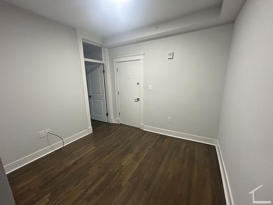 1st image of 81 Park Dr APT 5