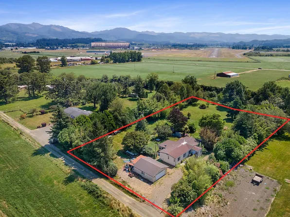 4205 Kephart Rd, Tillamook, OR 97141