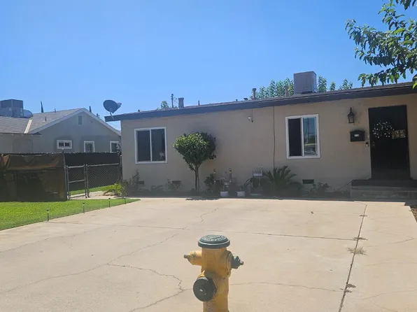 713 Annadale Ave, Sanger, CA 93657