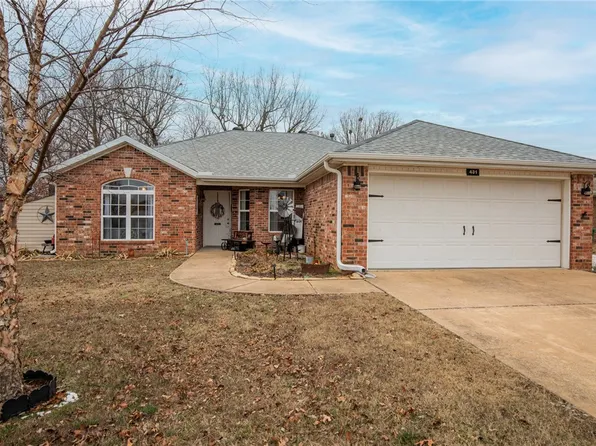 431 Steepro Dr, Centerton, AR 72719