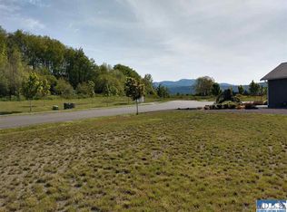 70 Comfort Way, Sequim, WA 98382