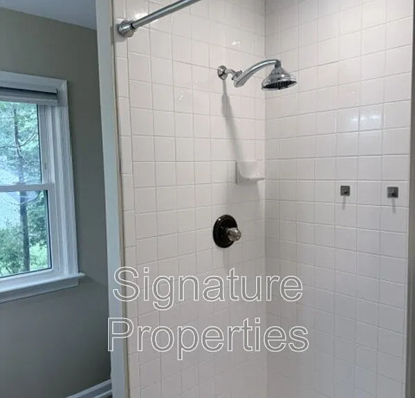 14709 Mill Spring Dr — Photo 16