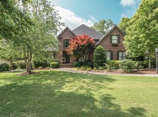 717 Park Ridge Cir, Vestavia, AL 35242