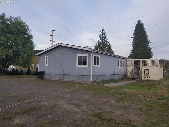 4th image of 4919 Spirit Lake Hwy