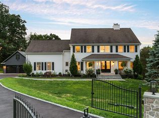 34 Pebblebrook Way, Chappaqua, NY 10514