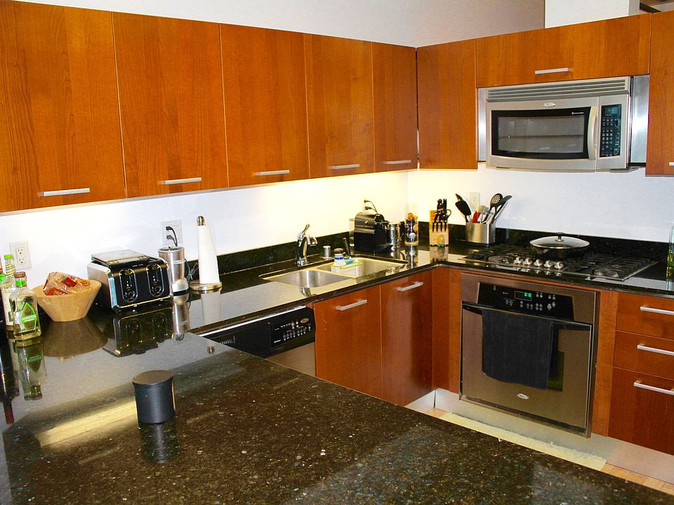 1st image of 645 W 9th St APT 444