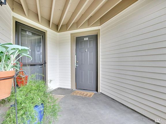 2nd image of 3008 N Narrows Dr Unit B203