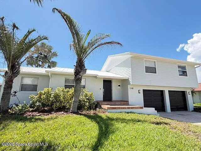 4 bed, 2.5 bath, 1942 sqft, $3,550 — Photo 1