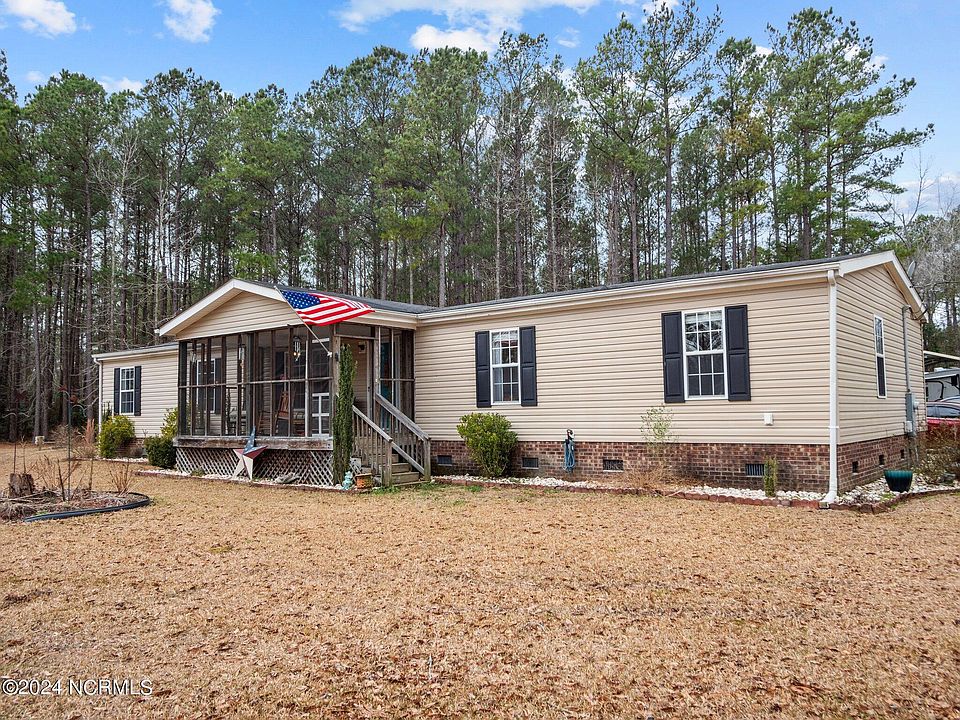 2052 Haws Run Road, Maple Hill, NC 28454 Zillow