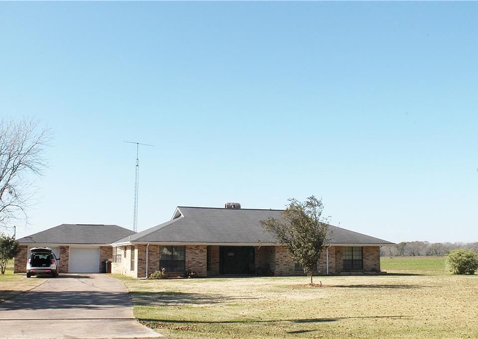 1st image of 100 Pierre Dr