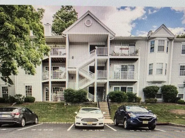 715 Juniper Way #715, Mahwah, NJ 07430