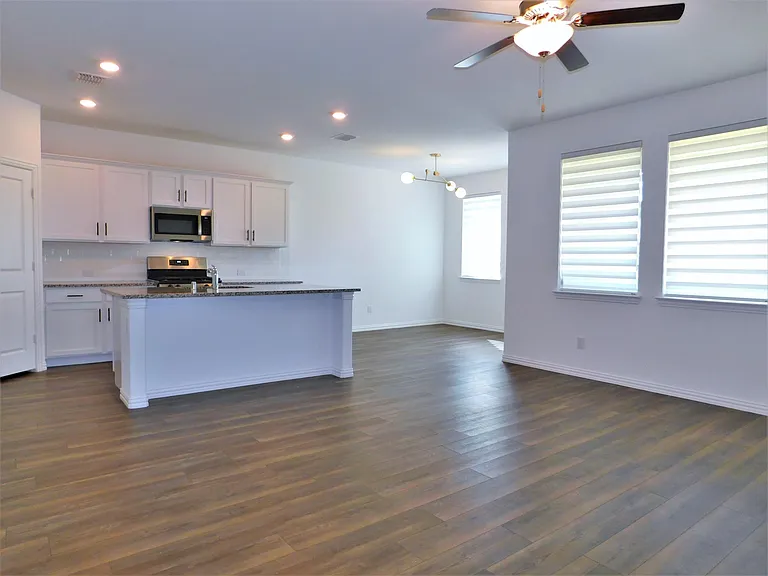 1624 Da Vinci Dr — Photo 6
